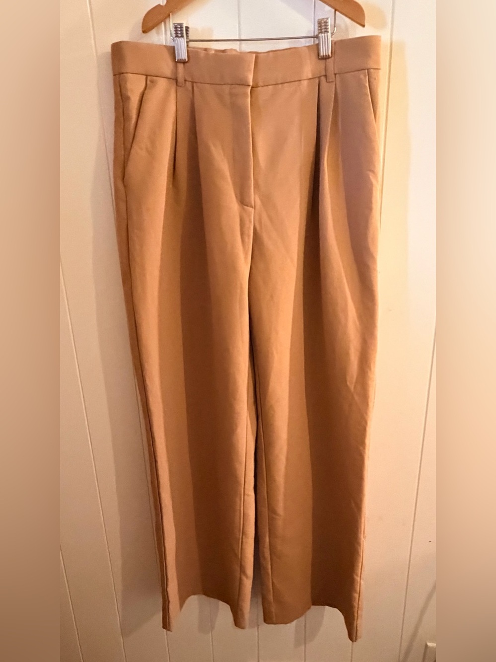 Abercrombie & Fitch Tan High-Rise Pants